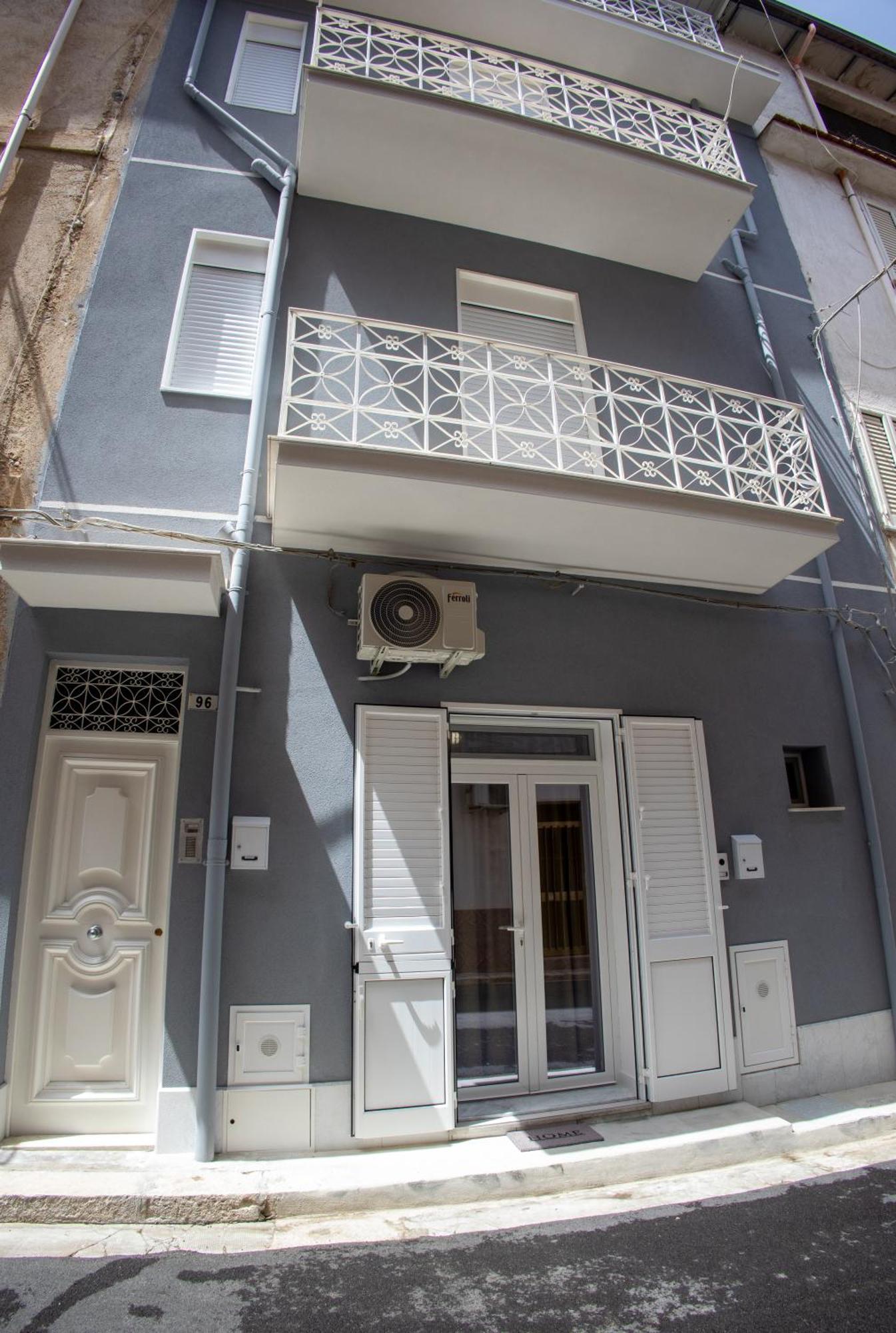 Ferienwohnung Casa Grazia Partinico Exterior foto